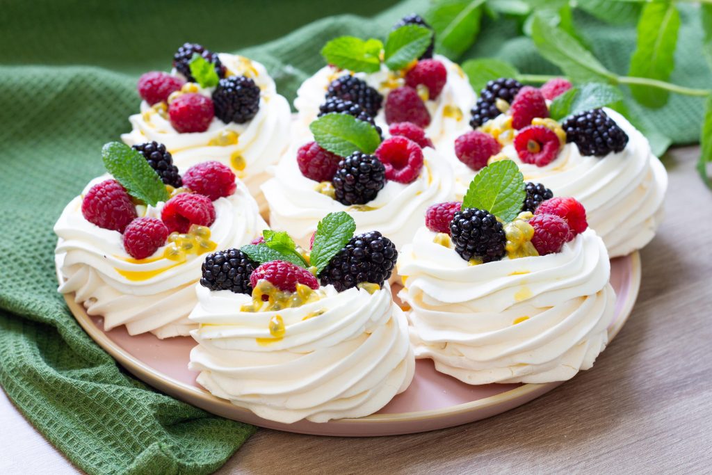 Deser mini Pavlova