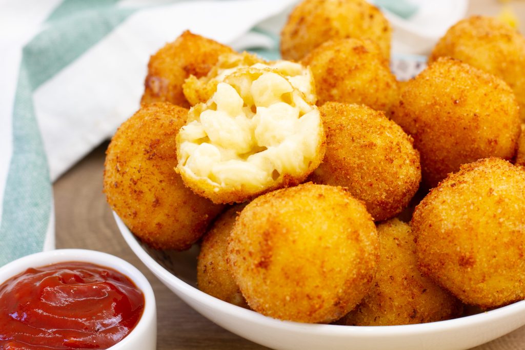 Przepis na kulki mac & cheese