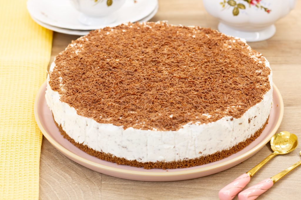 Przepis na sernik stracciatella bez pieczenia